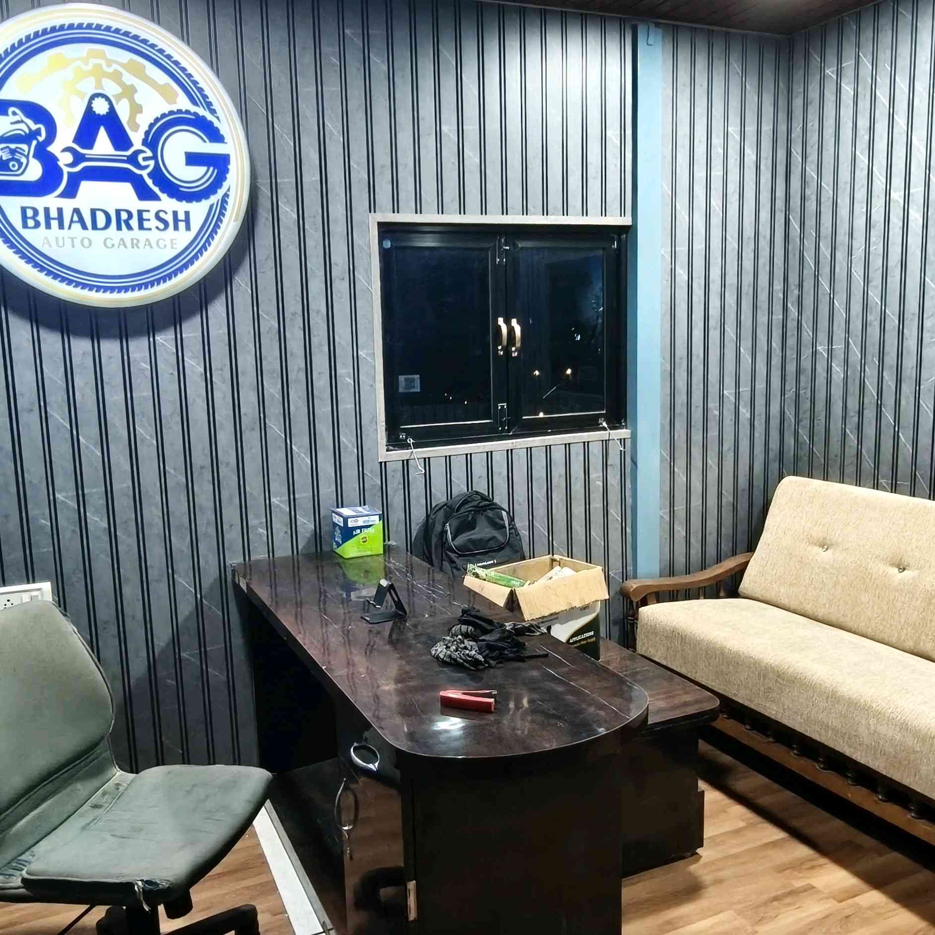 Workshop Front