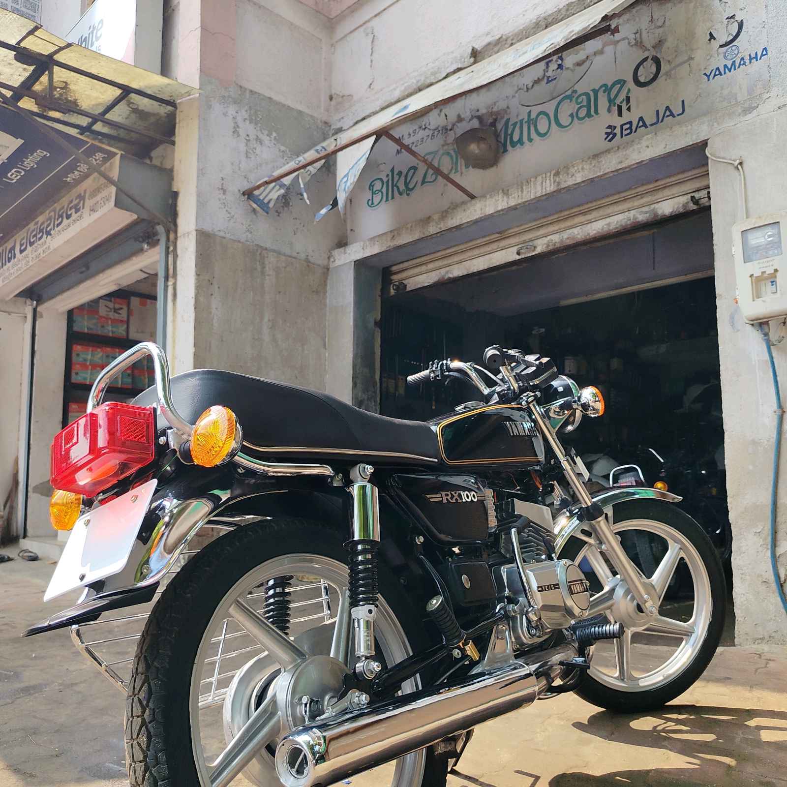 Workshop Front