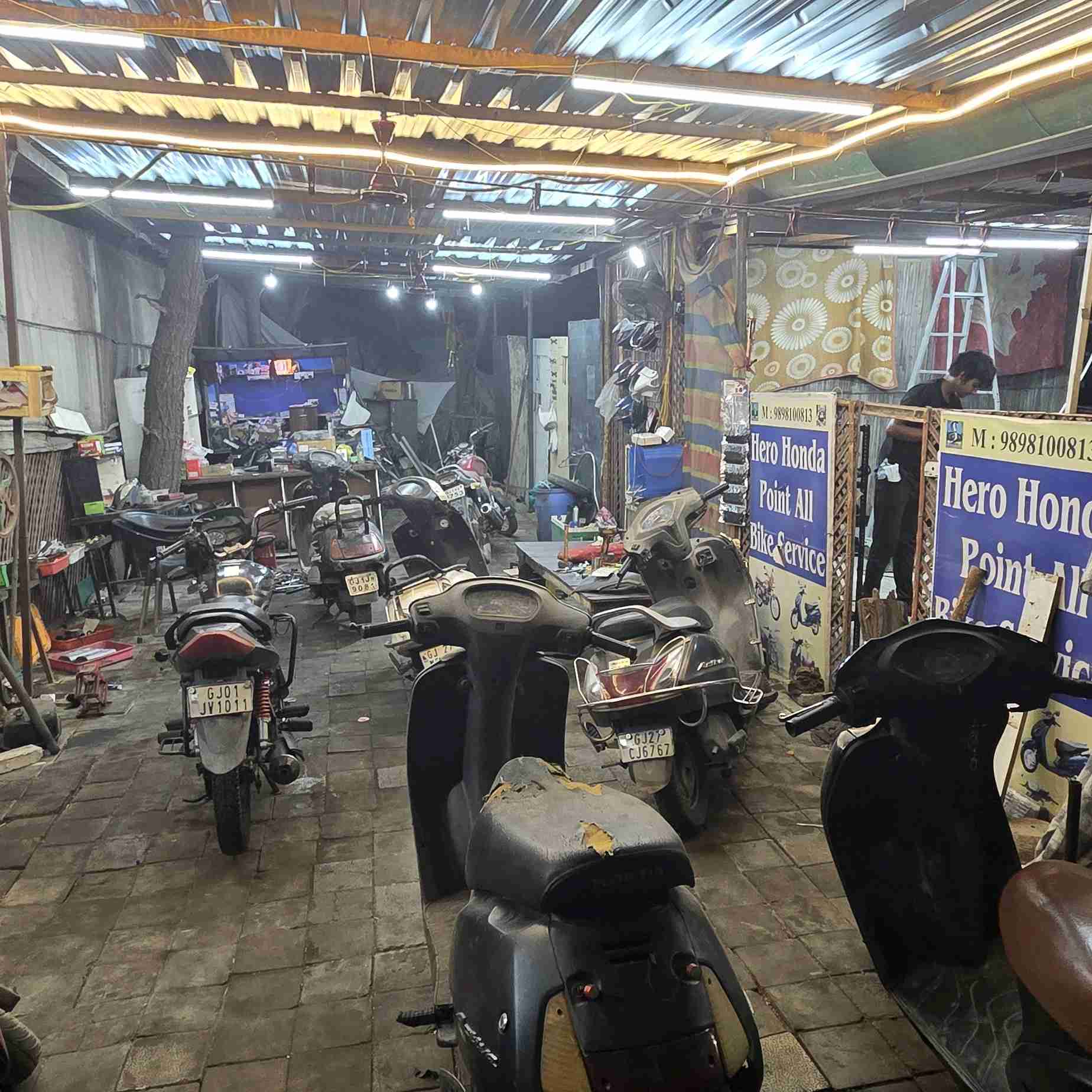 Workshop Front