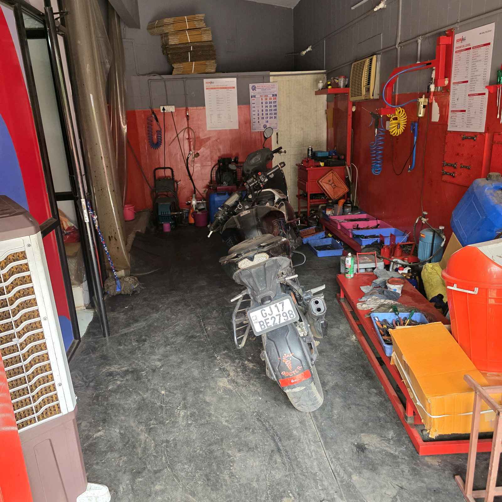 Workshop Front