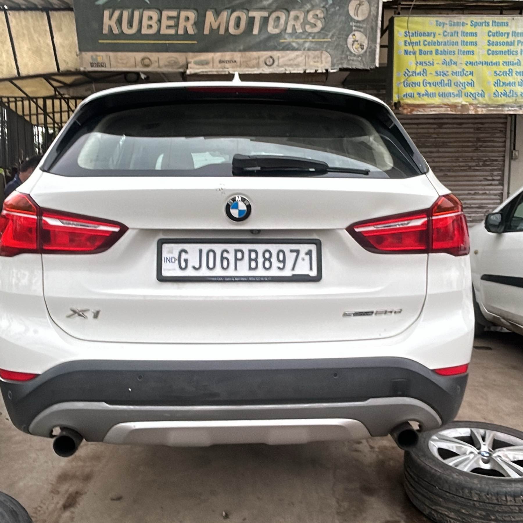 Workshop Front
