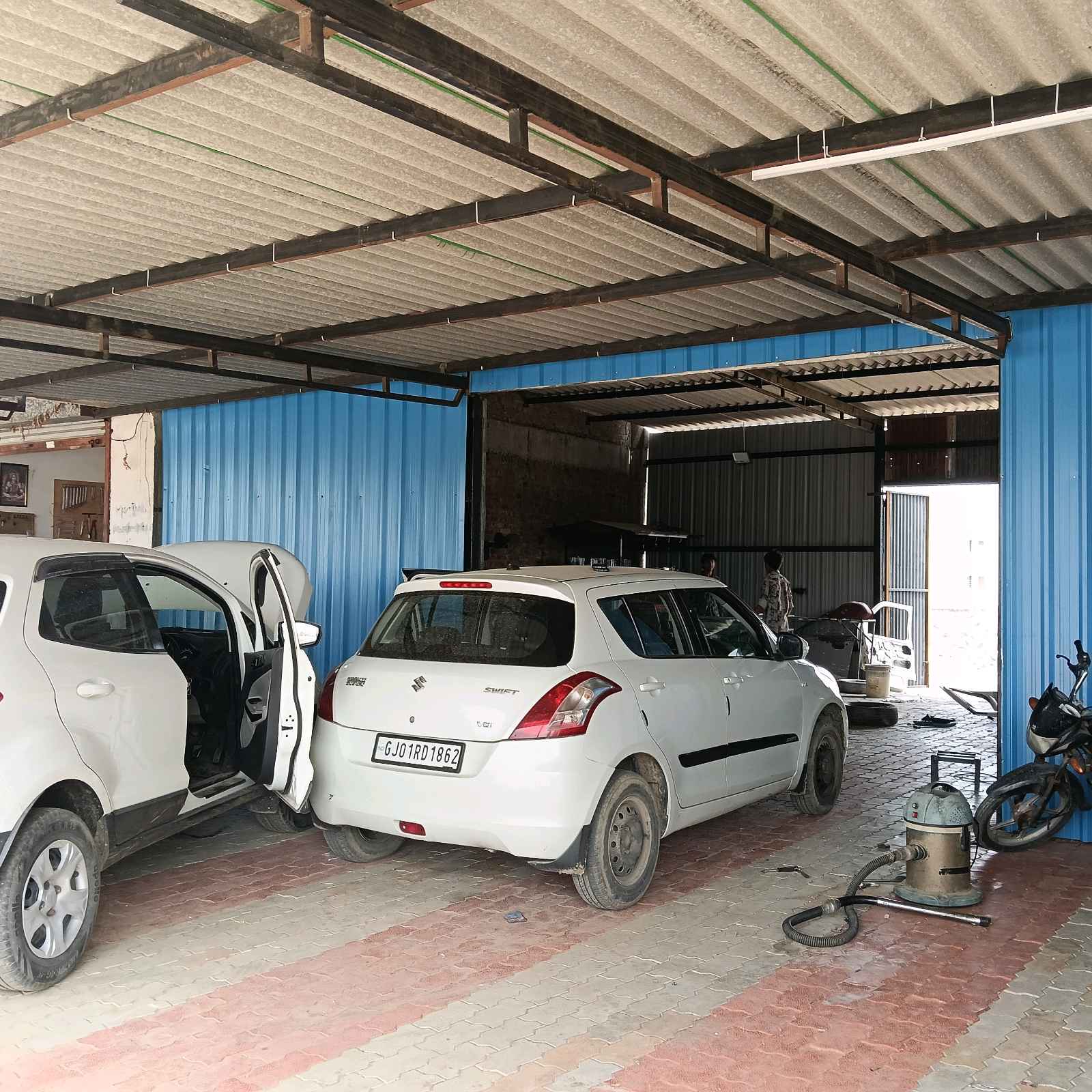Workshop Front