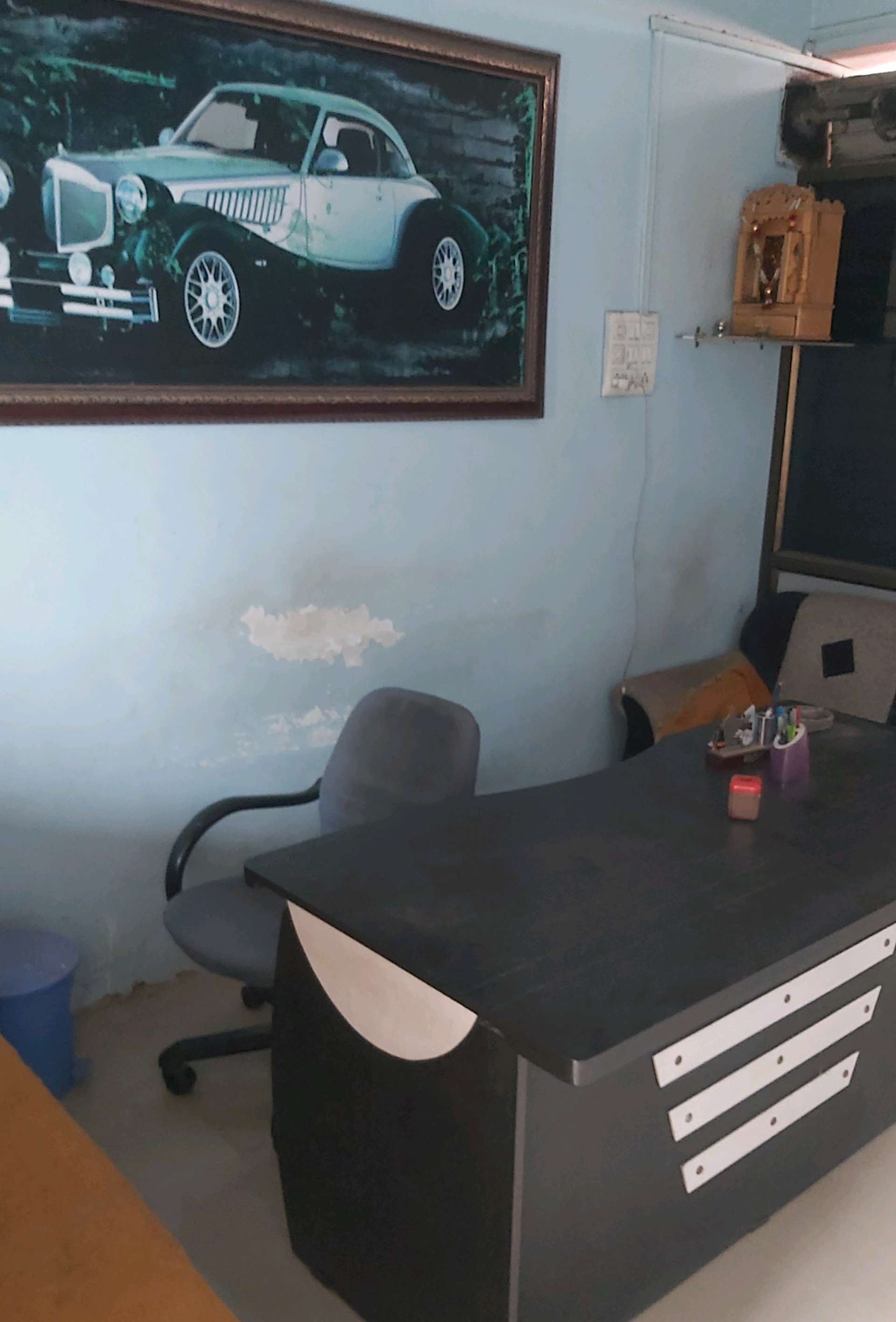 Workshop Front