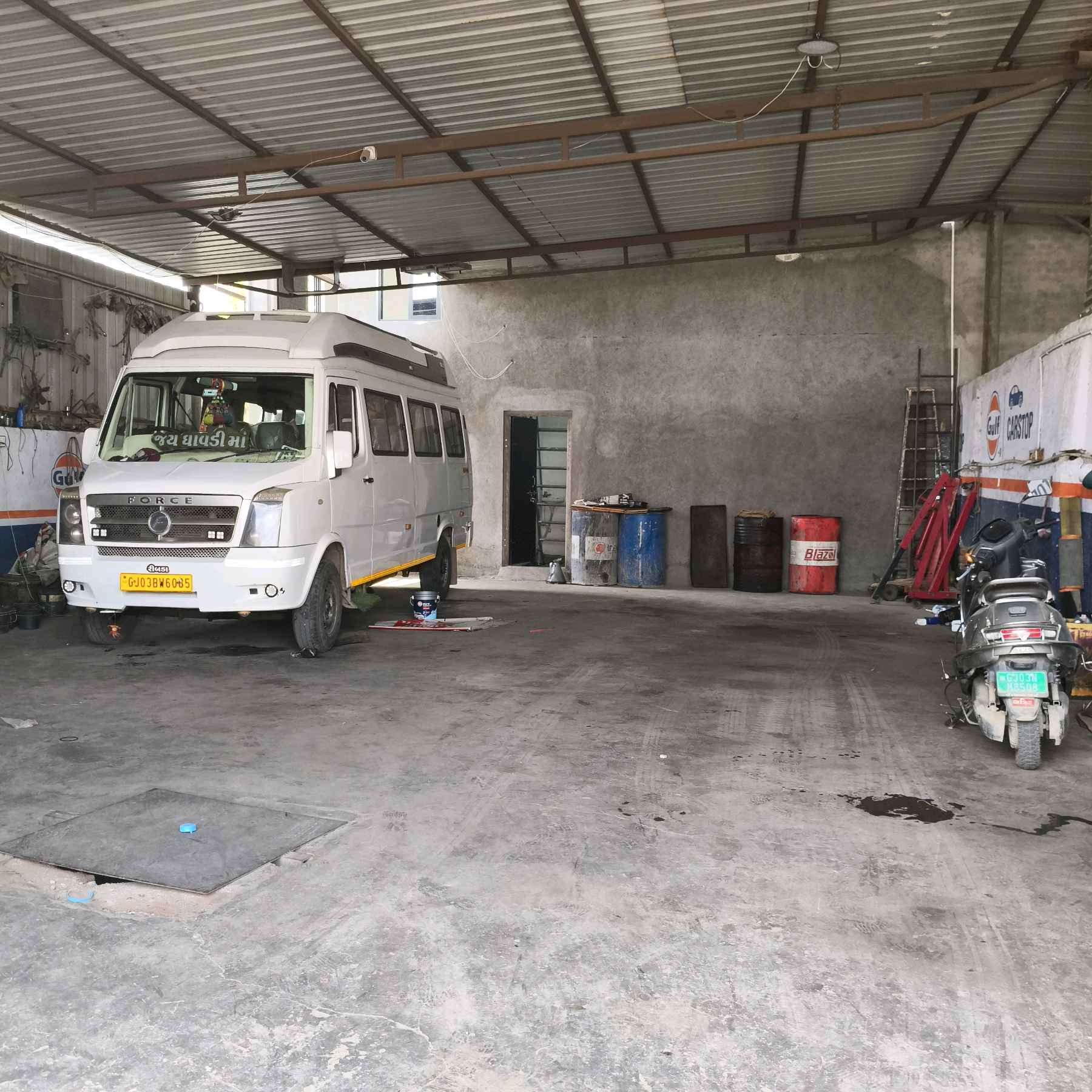 Workshop Front