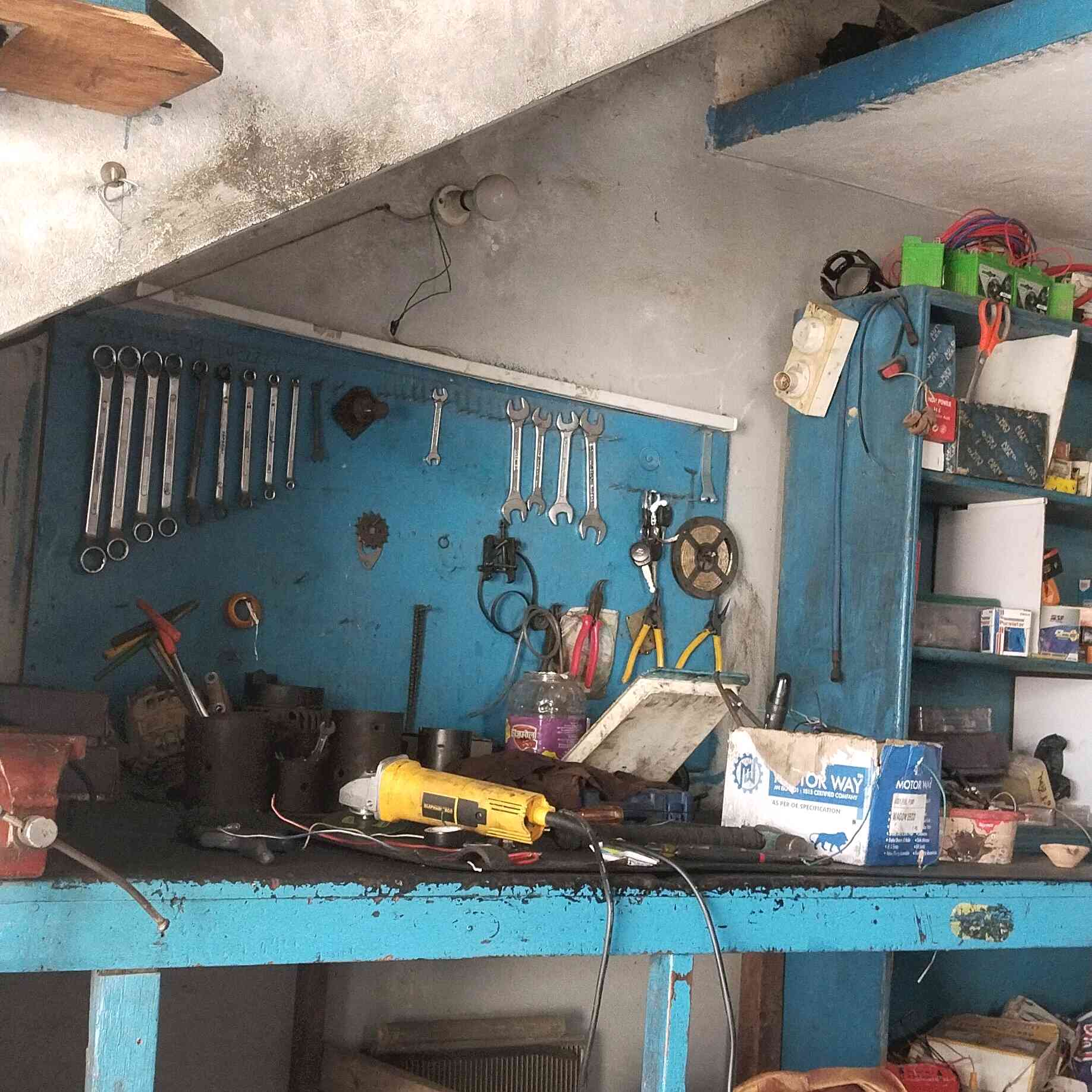 Workshop Front